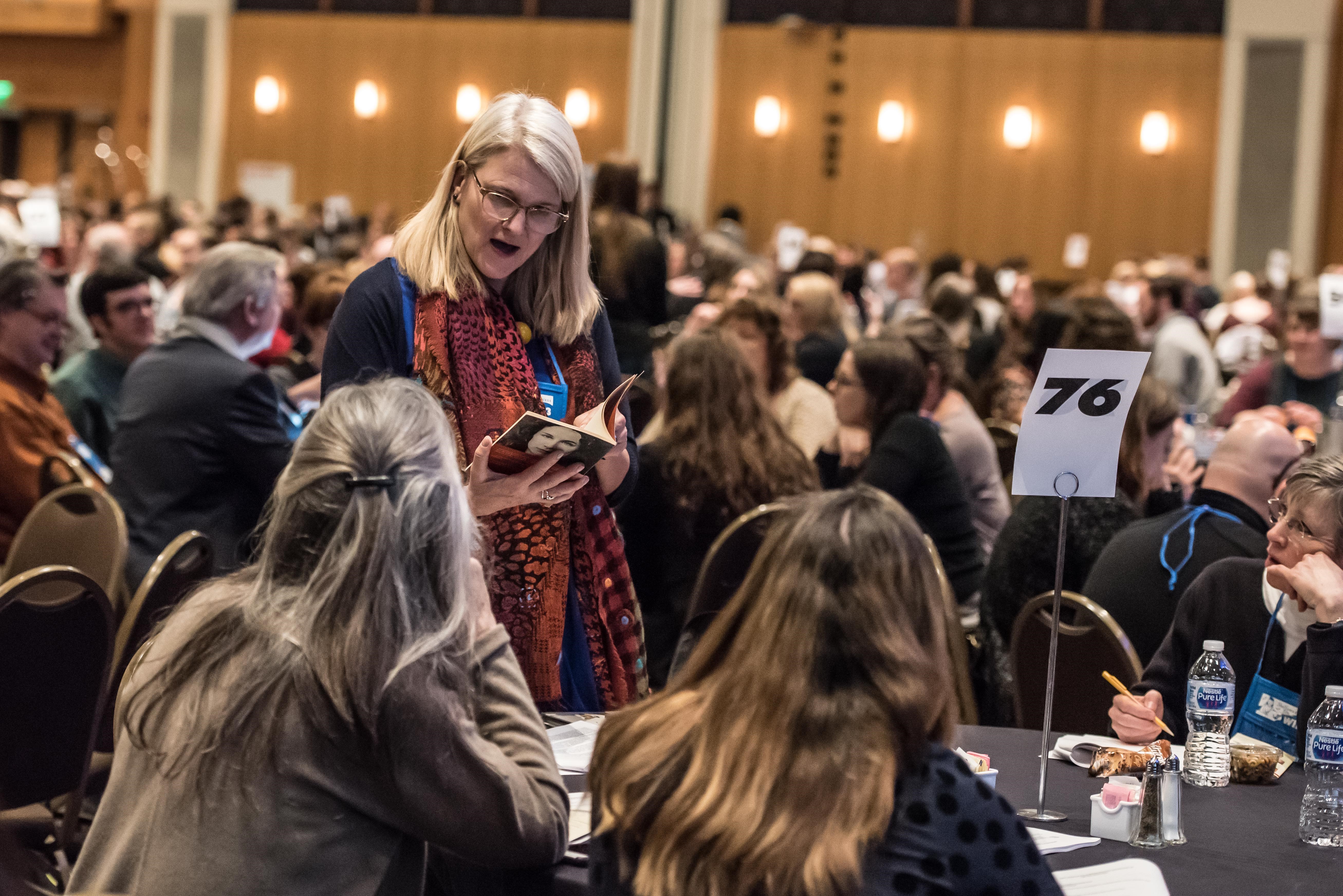Booksellers lunched with reps to learn about new titles from Wi13’s publisher sponsors. 